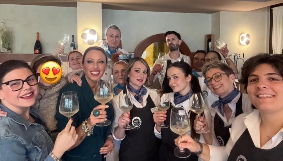 Hotel Porto Azzurro Σιρμιόνε Εξωτερικό φωτογραφία